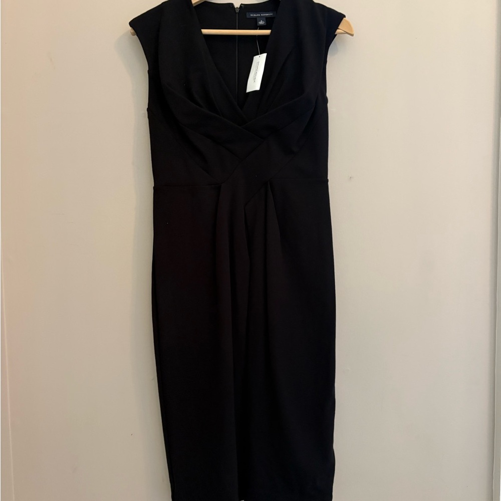 Banana Republic NWT V-neck Scuba Black Dress